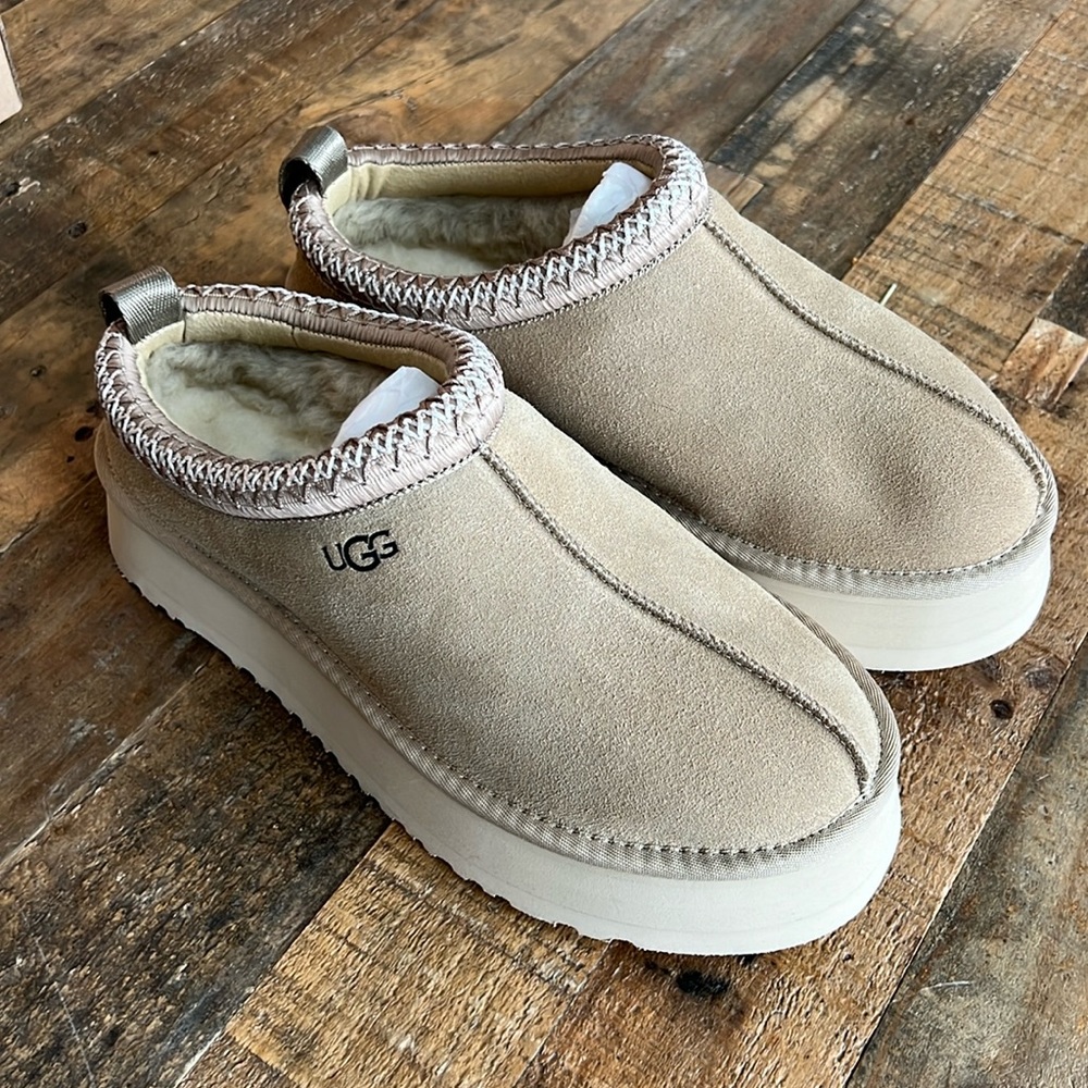 Women’s UGG Tasman Slippers - Sz 9 (40)